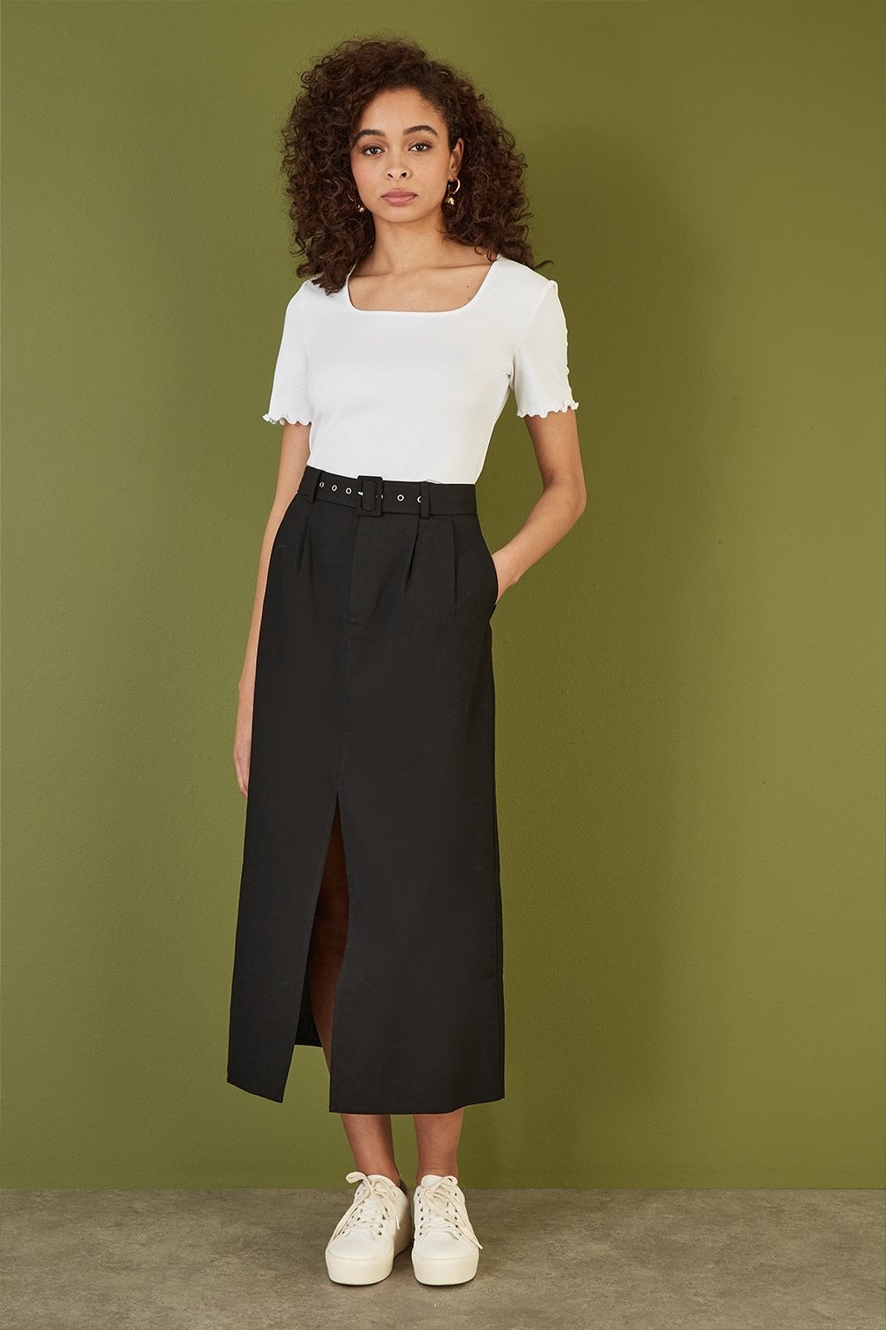 Yumi Black Cotton Midi Skirt With Belt And Split Hem