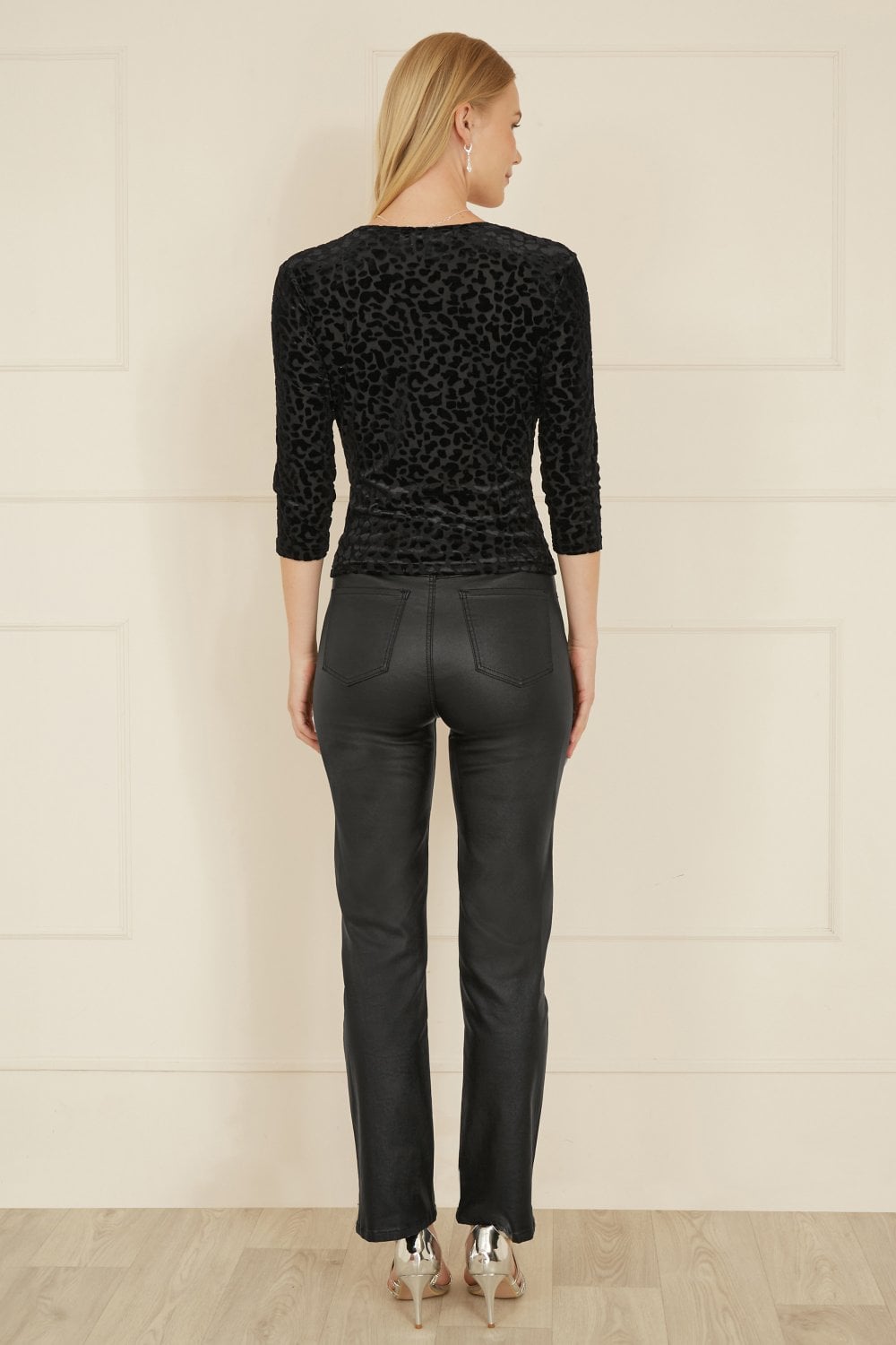 Yumi Black Velvet Leopard V Neck Top