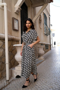 Yumi Black Viscose Midi Shirt Dress With Matching Belt