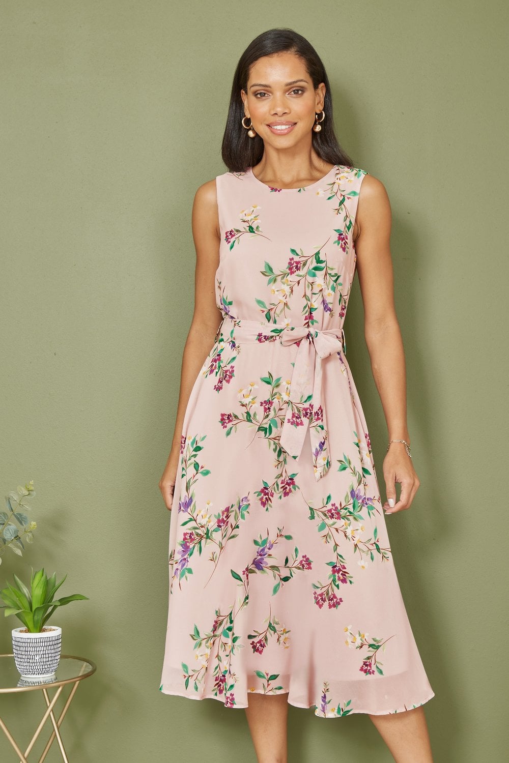 Yumi Blush Floral Midi Skater Dress for Effortless Elegance